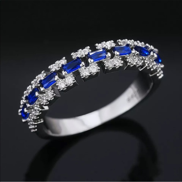 Jewelry - New Elegant 925 Silver  Blue Sapphire Lovely Ring